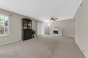 602 Devonshire Ct, McHenry, IL 60050 - Photo 4