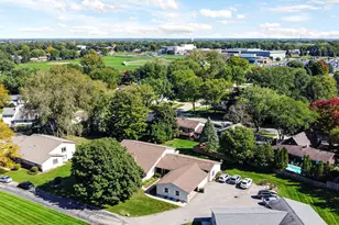602 Devonshire Ct, McHenry, IL 60050 - Photo 30
