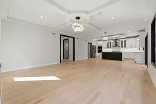 9235 Crescent Ct, Oak Lawn, IL 60453 - Photo 10