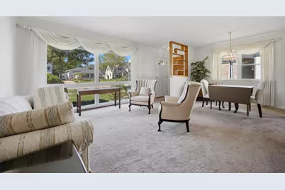455 N Maple Avenue, Elmhurst, IL 60126 - Photo 2