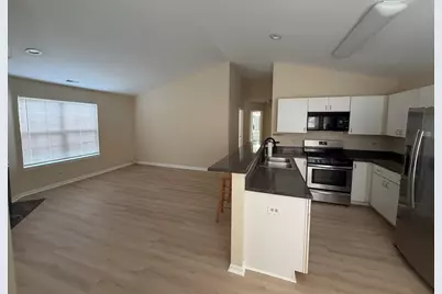 7107 S Stratton Lane #11-C-7107, Gurnee, IL 60031 - Photo 8