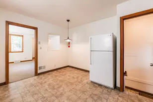 512 N 6th St, Dekalb, IL 60115 - Photo 8