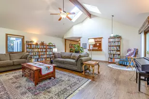 92 Golfview Rd, Lake Zurich, IL 60047 - Photo 12
