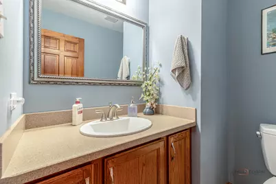 92 Golfview Road, Lake Zurich, IL 60047 - Photo 16