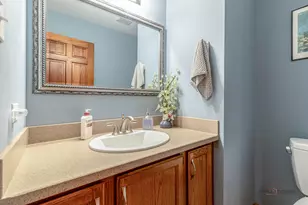92 Golfview Rd, Lake Zurich, IL 60047 - Photo 16