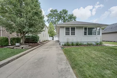 1132 N Main Street, Naperville, IL 60563 - Photo 2