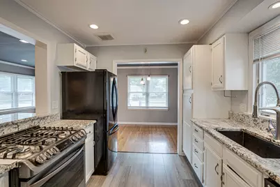 1132 N Main Street, Naperville, IL 60563 - Photo 10