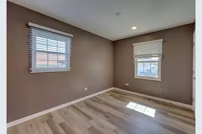 276 E Wrightwood Avenue, Glendale Heights, IL 60139 - Photo 14