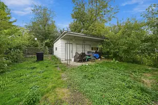 143 W 111th Pl, Chicago, IL 60628 - Photo 28