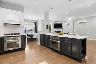 4544 Stanley Ave, Downers Grove, IL 60515 - Photo 10