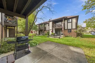 1074 Cornell Ave, Wheeling, IL 60090 - Photo 20