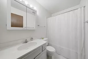 1074 Cornell Ave, Wheeling, IL 60090 - Photo 18