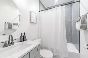 4634 S Langley Ave, Chicago, IL 60653 - Photo 10