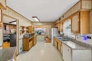 8941 Moody Ave, Morton Grove, IL 60053 - Photo 10