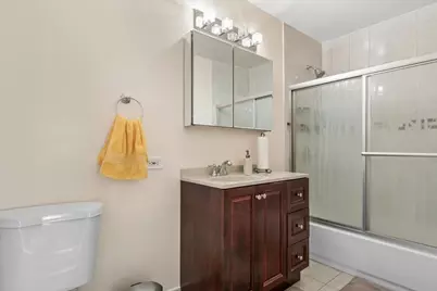 7031 W Crain Street, Niles, IL 60714 - Photo 14