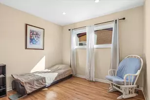 7031 W Crain St, Niles, IL 60714 - Photo 16
