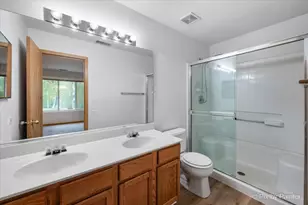 2554 Carrolwood Rd, Naperville, IL 60540 - Photo 18