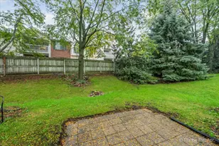 2554 Carrolwood Rd, Naperville, IL 60540 - Photo 26