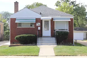 230 Bellwood Ave, Bellwood, IL 60104 - Photo 2