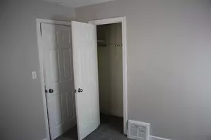 230 Bellwood Ave, Bellwood, IL 60104 - Photo 14