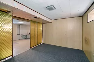7805 Narragansett Ave, Burbank, IL 60459 - Photo 14