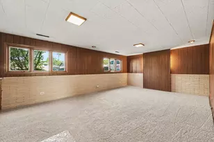 117 N Mayfair Pl, Chicago Heights, IL 60411 - Photo 18