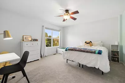 [Address not provided], Hoffman Estates, IL 60192 - Photo 18
