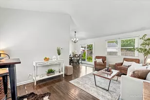 1744 Bucknell Ct, Naperville, IL 60565 - Photo 8