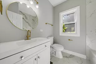 10453 S Indiana Ave, Chicago, IL 60628 - Photo 14