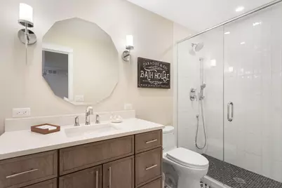 [Address not provided], Wheaton, IL 60187 - Photo 18