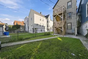 8938 S Exchange Ave, Chicago, IL 60617 - Photo 20
