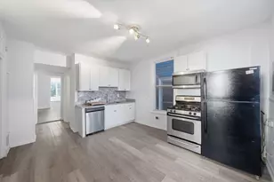8938 S Exchange Ave, Chicago, IL 60617 - Photo 12