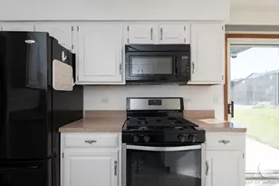 9133 Sutton Ct, Orland Park, IL 60462 - Photo 16