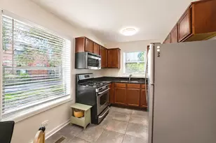 1535 Raymond Dr, Naperville, IL 60563 - Photo 8
