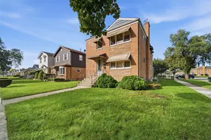 1100 Linden Ave, Bellwood, IL 60104 - Photo 2