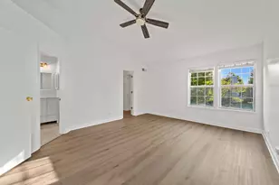 1239 S Wellington Ct, Buffalo Grove, IL 60089 - Photo 10