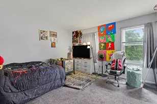 1686 Shamrock Ct, Aurora, IL 60505 - Photo 10