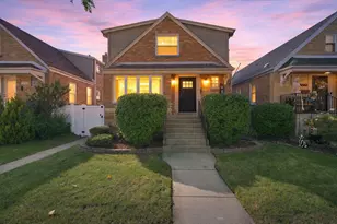 5704 S Oak Park Ave, Chicago, IL 60638 - Photo 1