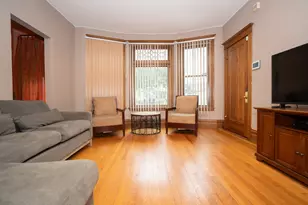 5843 W Iowa St, Chicago, IL 60651 - Photo 4