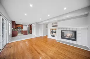 18073 W Stockton Ct, Gurnee, IL 60031 - Photo 6