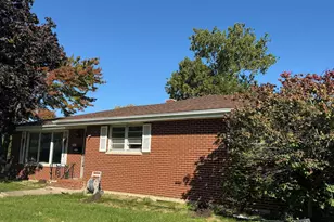 1617 W Douglas St, Joliet, IL 60435 - Photo 34