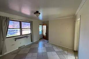 1617 W Douglas St, Joliet, IL 60435 - Photo 10