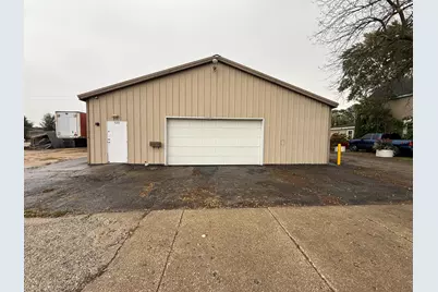 830 S McMullen Drive, Kankakee, IL 60901 - Photo 1