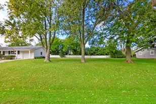 18770 Baker Ave, Country Club Hills, IL 60478 - Photo 20