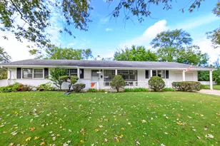 18770 Baker Ave, Country Club Hills, IL 60478 - Photo 2