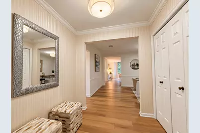 1401 Burr Oak Road #201C, Hinsdale, IL 60521 - Photo 2