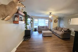 732 Fort St, Ottawa, IL 61350 - Photo 2