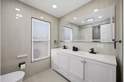 2407 S Albany Avenue, Chicago, IL 60623 - Photo 30
