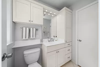 320 Main Street, Mount Prospect, IL 60056 - Photo 10