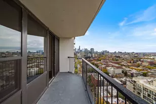 1560 N Sandburg Terrace, Chicago, IL 60610 - Photo 14